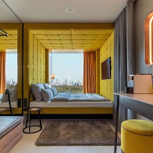 Stardard Queen Room Upper Floor